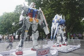 Giant Statues Gundam