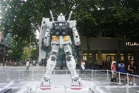 Giant Statues Gundam