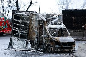 3 Killed and 70 Injured in Gas Explosion - Mexico City