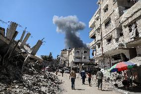 Israeli Airstrike in West of Gaza City