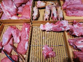 China implements Temporary Anti-dumping Measures on Pork Imports From European Union