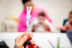 Vaccine Campaign Offered To Babies In Amsterdam - Netherlands