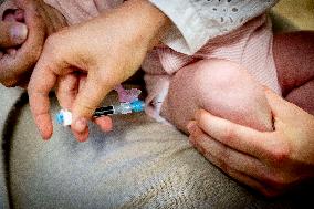 Vaccine Campaign Offered To Babies In Amsterdam - Netherlands