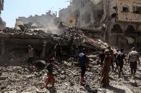 Aftermath Of Israeli Strike On Shati Refugee Camp - Gaza