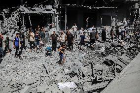Aftermath Of Israeli Strike On Shati Refugee Camp - Gaza