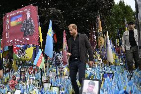 Prince Harry, the Duke of Sussex, made a surprise visit to the Ukraine