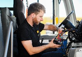 Electric School Bus - Montreal
