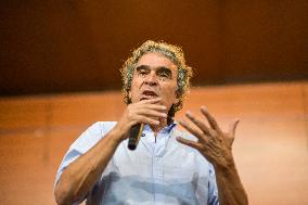 Pre-Presidential candidate Sergio Fajardo visits southern Colombia