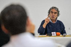 Pre-Presidential candidate Sergio Fajardo visits southern Colombia