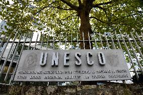 Japanese Garden Of Peace By Isamu Noguchi At Unesco in Paris