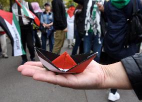 Demonstration In Support Of Palestine And Global Sumud Flotilla - Paris