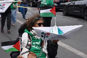 Demonstration In Support Of Palestine And Global Sumud Flotilla - Paris