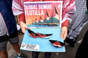 Demonstration In Support Of Palestine And Global Sumud Flotilla - Paris
