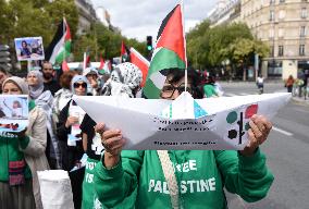 Demonstration In Support Of Palestine And Global Sumud Flotilla - Paris
