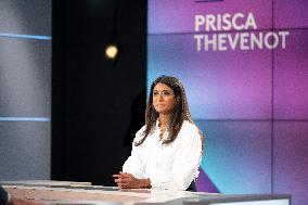 Agnes Evren at Dimanche En Politique on France 3 - Paris