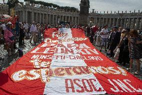 Pope Leo XIV Leading The Angelus Prayer On His 70Th Birthday - Vatican