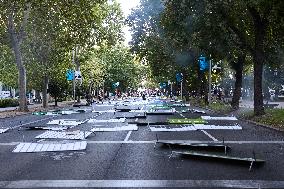 Madrid Hosts Final Stage Of The Vuelta Ciclista A España Marked By Pro-Palestinian Protests