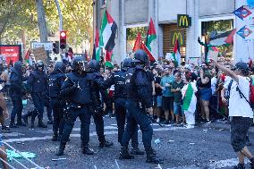 Madrid Hosts Final Stage Of The Vuelta Ciclista A España Marked By Pro-Palestinian Protests