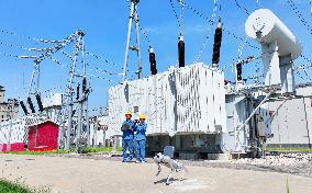 5G Quadruped Intelligent Inspection Robot