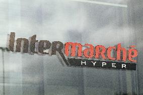 Farmers Protest in Supermarkets - France