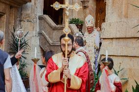 Aleppo Christians Mark Feast of the Cross
