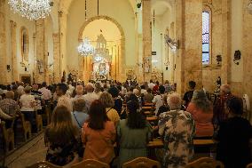 Aleppo Christians Mark Feast of the Cross