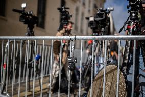 Illustration - France Info and French Televisions Microphones - Paris