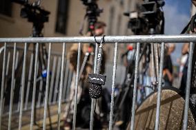 Illustration - France Info and French Televisions Microphones - Paris