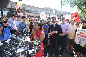Mamdani Rallies with Striking Members of Teamsters Local 210 in Bronx, NY