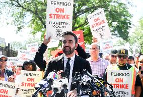 Mamdani Rallies with Striking Members of Teamsters Local 210 in Bronx, NY