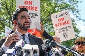 Mamdani Rallies with Striking Members of Teamsters Local 210 in Bronx, NY