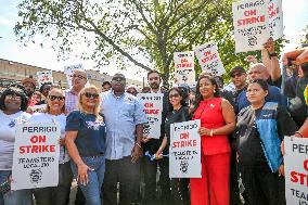 Mamdani Rallies with Striking Members of Teamsters Local 210 in Bronx, NY