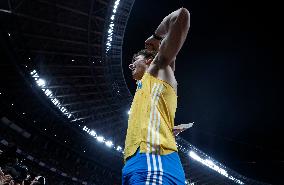 Duplantis Breaks World Pole Vault Record - Tokyo