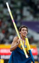 Duplantis Breaks World Pole Vault Record - Tokyo