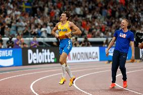 Duplantis Breaks World Pole Vault Record - Tokyo