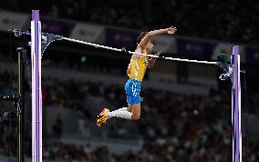 Duplantis Breaks World Pole Vault Record - Tokyo