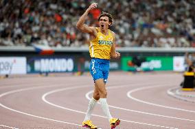 Duplantis Breaks World Pole Vault Record - Tokyo