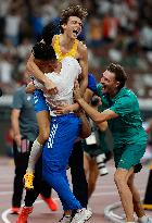 Duplantis Breaks World Pole Vault Record - Tokyo