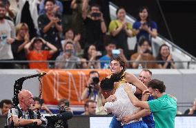 Duplantis Breaks World Pole Vault Record - Tokyo