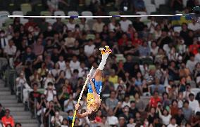 Duplantis Breaks World Pole Vault Record - Tokyo
