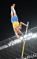 Duplantis Breaks World Pole Vault Record - Tokyo