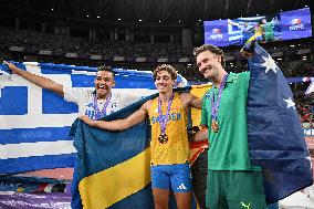 Duplantis Breaks World Pole Vault Record - Tokyo