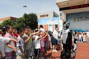 Primary School Science Popularization Education