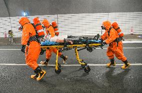 Drill For Sudden Incidents in High-speed Tunnels ?