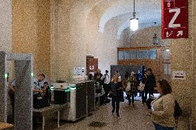 Trial of three wives of Islamic State jihadists - Paris