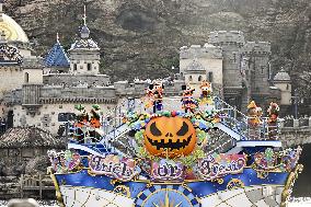 Halloween parade at Tokyo DisneySea