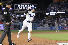 Baseball: Phillies vs. Dodgers