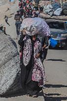 Palestinians Flee Northern Gaza after Intensified Israeli Attacks - Gaza City