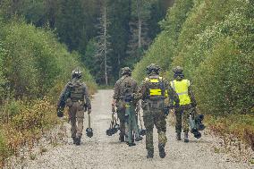 Anti-tank weapon training with Instalaza C90