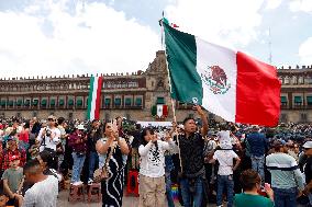 Military Parade For The 215th Anniversary Of Mexican Independence Day - Mexico